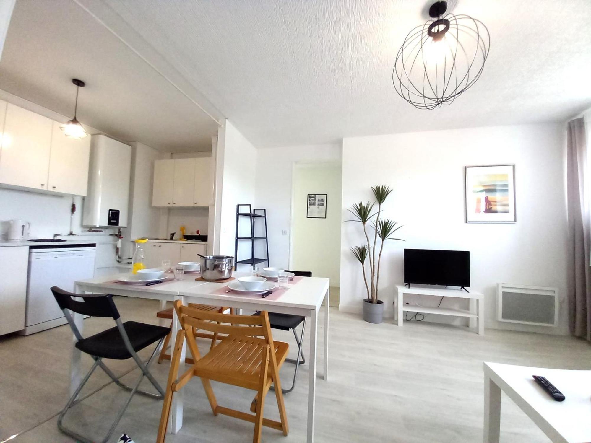 St-Quentin-En-Yvelines Plusieurs Appartements Avec Parking Trappes Quarto foto